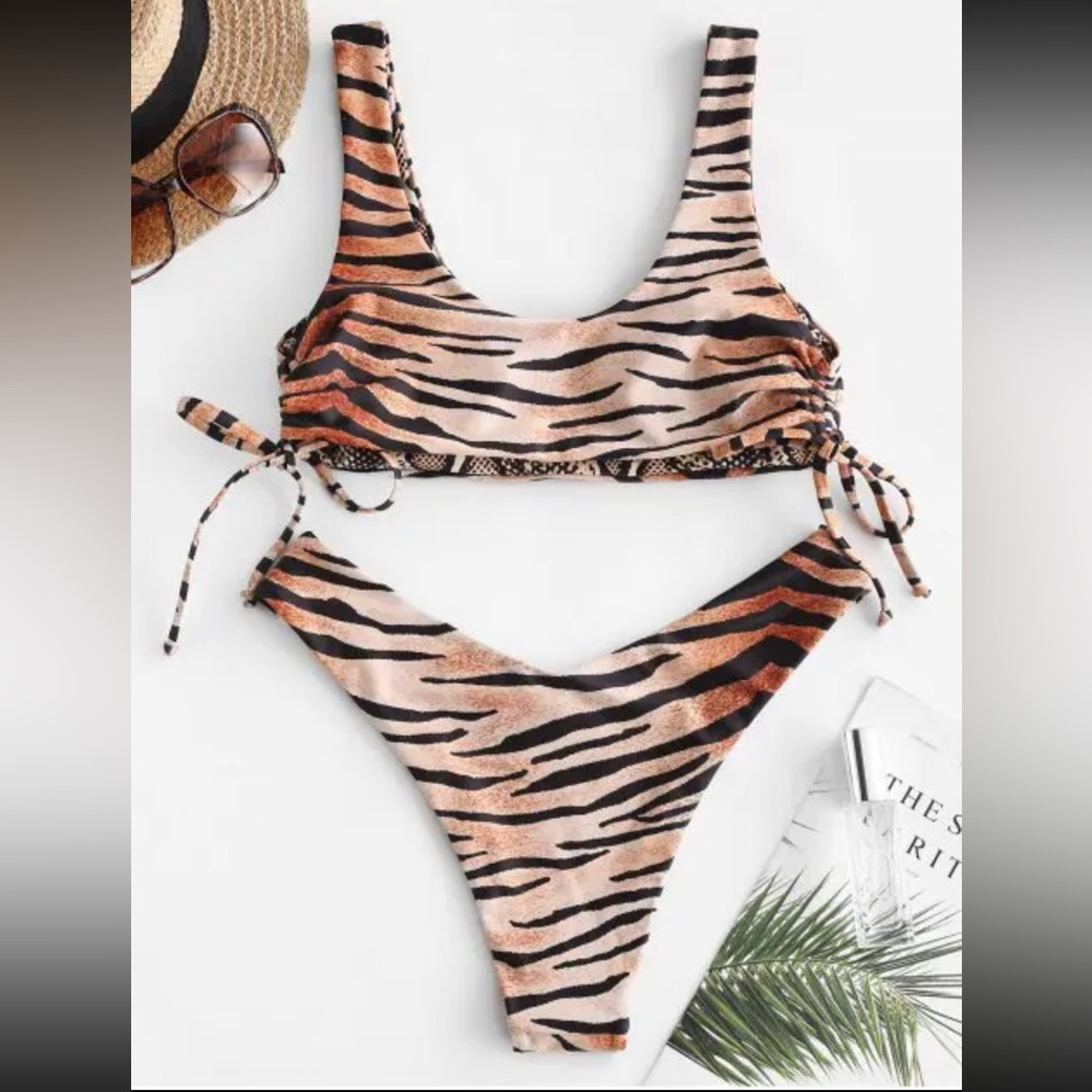 ZAFUL Reversible Tiger/Snake Print Bikini NWT